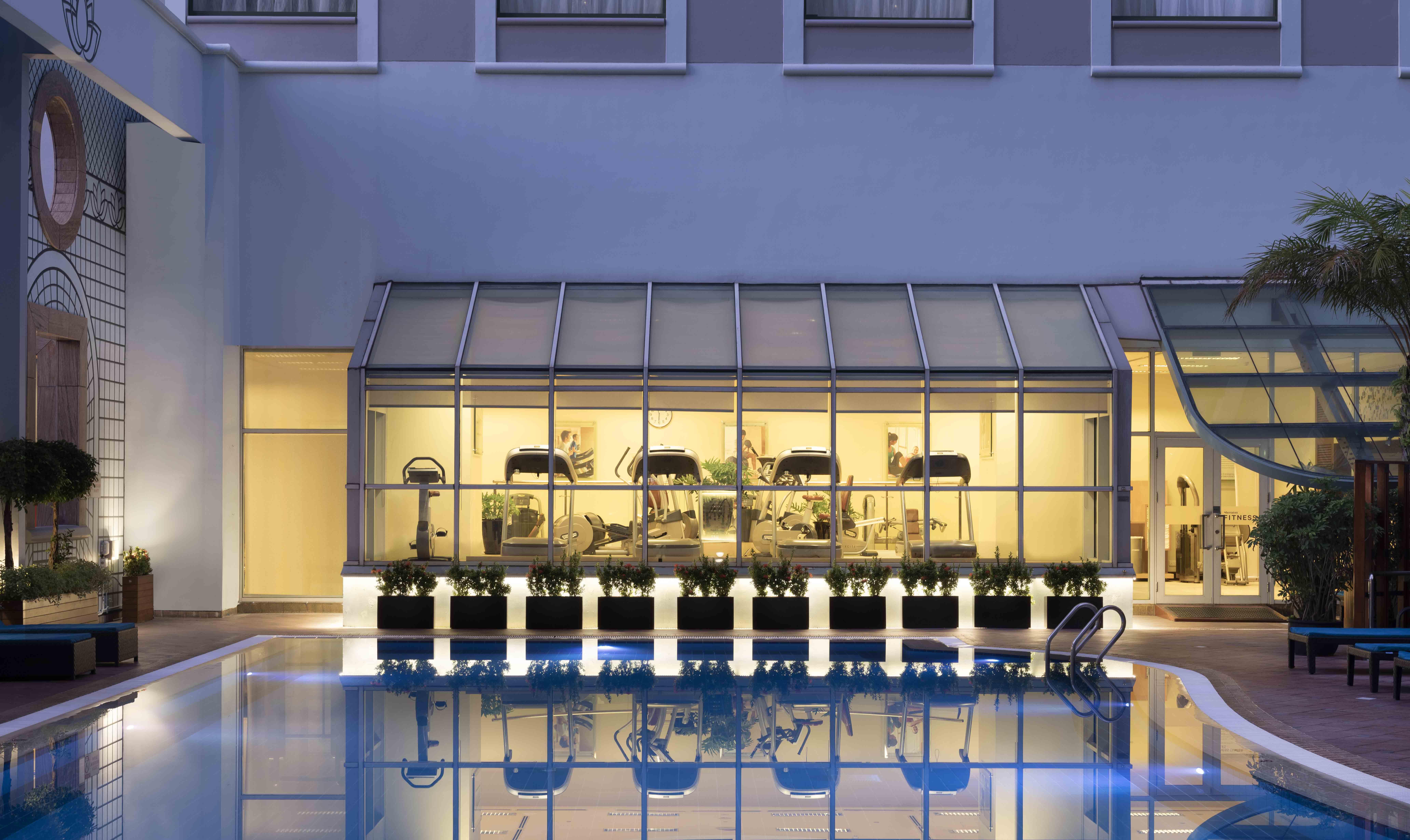 Khách Sạn&tòa Tháp Sheraton Sài Gòn 5*