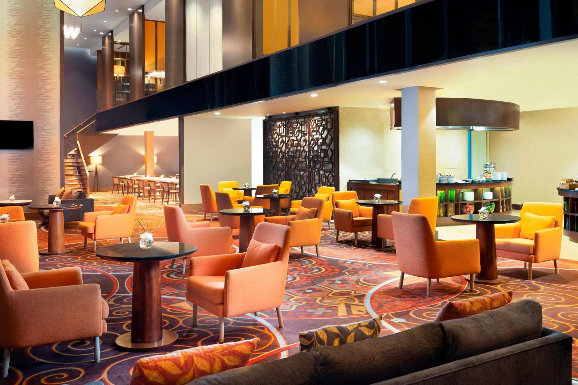 Khách sạn Khách Sạn&tòa Tháp Sheraton Sài Gòn 5*