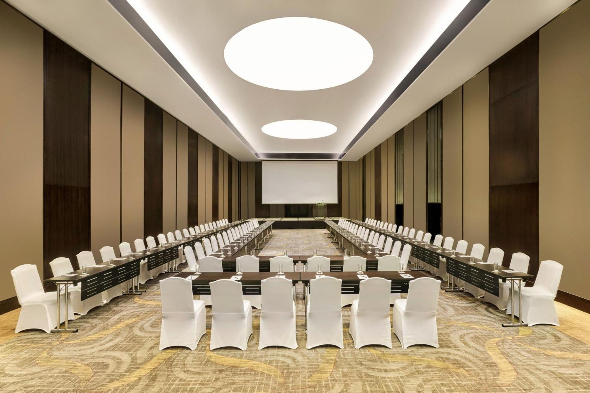 Sheraton Saigon Grand Opera 5* Ho Chi Minh City
