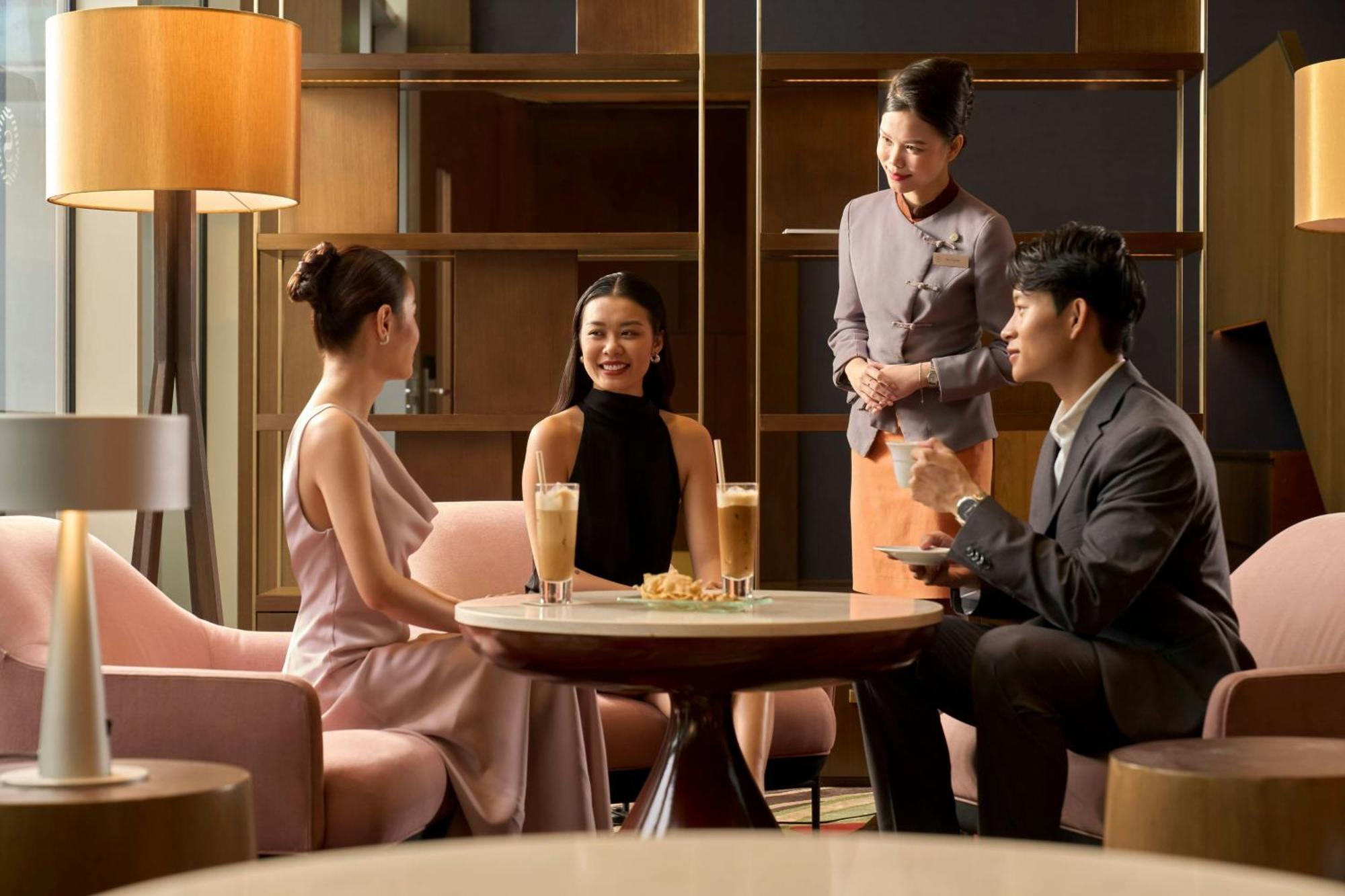 Sheraton Saigon Grand Opera Hotel 5*